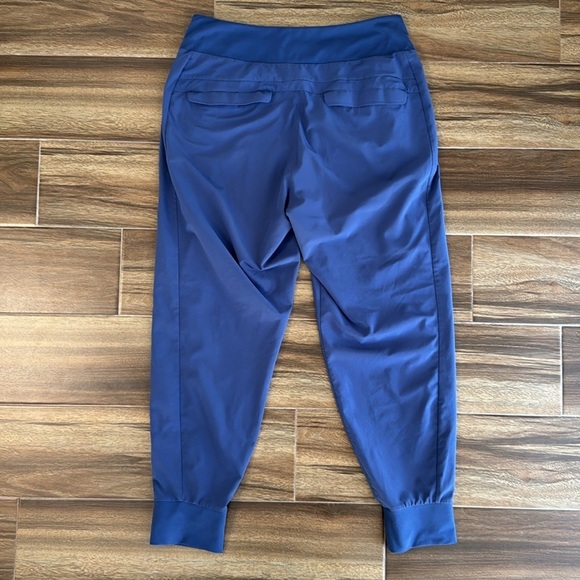 💙🩵Athleta SoHo Jogger in Blue, 8P - Picture 14 of 16